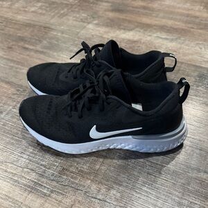 Women’s Nike Odyssey React Running Shoes - size 8.5